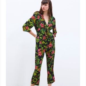Zara - Floral Jumpsuit - M